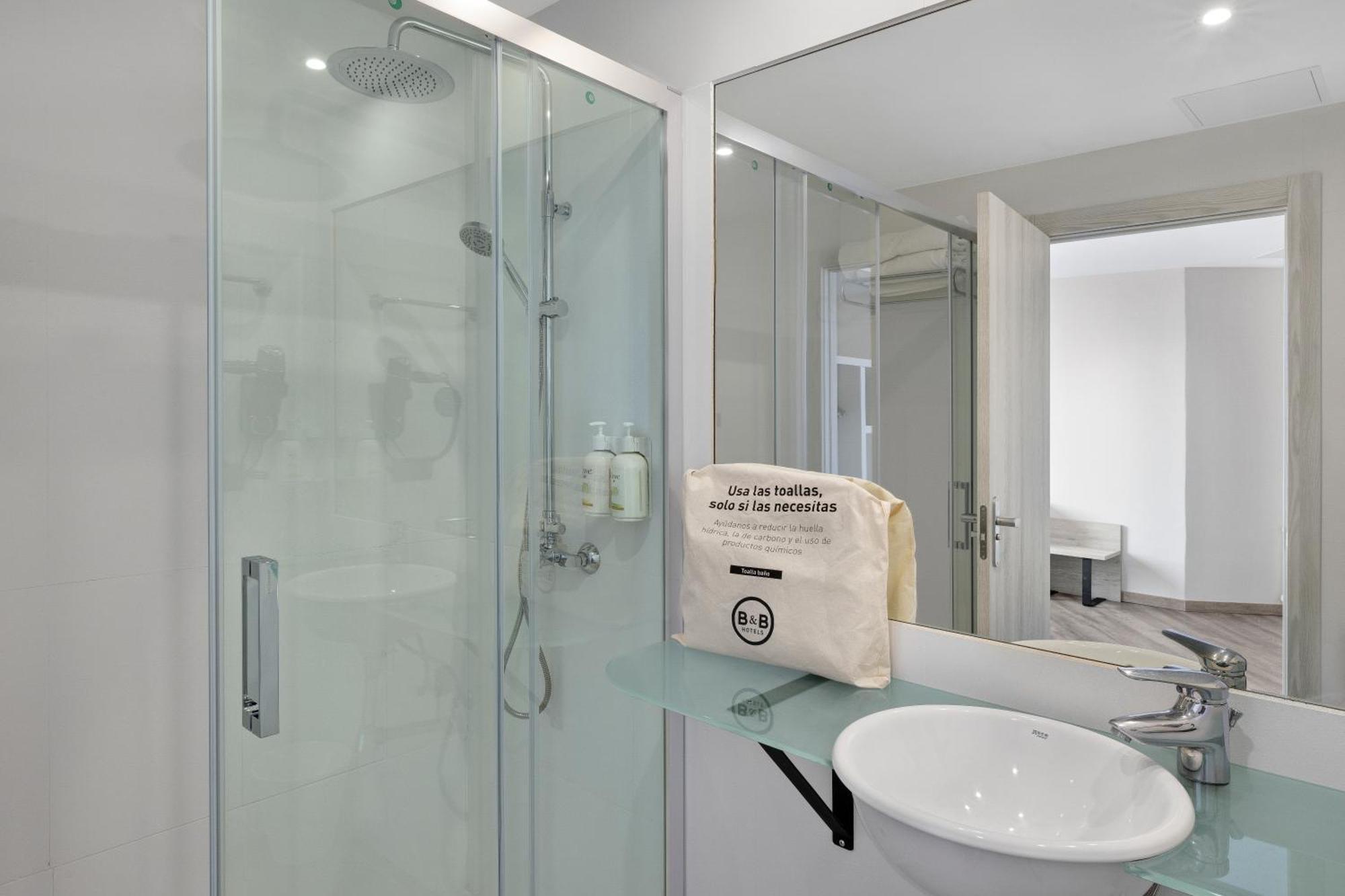B&B Hotel ויגו מראה חיצוני תמונה