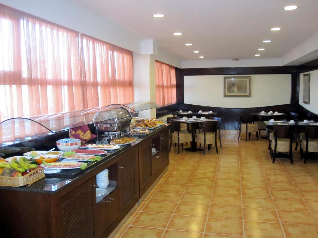 B&B Hotel ויגו מראה חיצוני תמונה