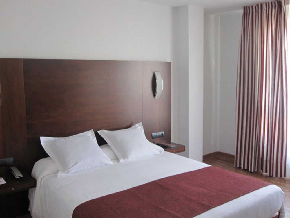 B&B Hotel ויגו מראה חיצוני תמונה